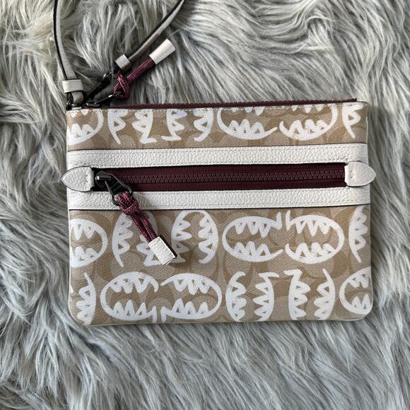 NWT COACH × GUANG YU  2656 Vale Gallery Pouch Signature Canvas W/ Rexy - Picture 2 of 8